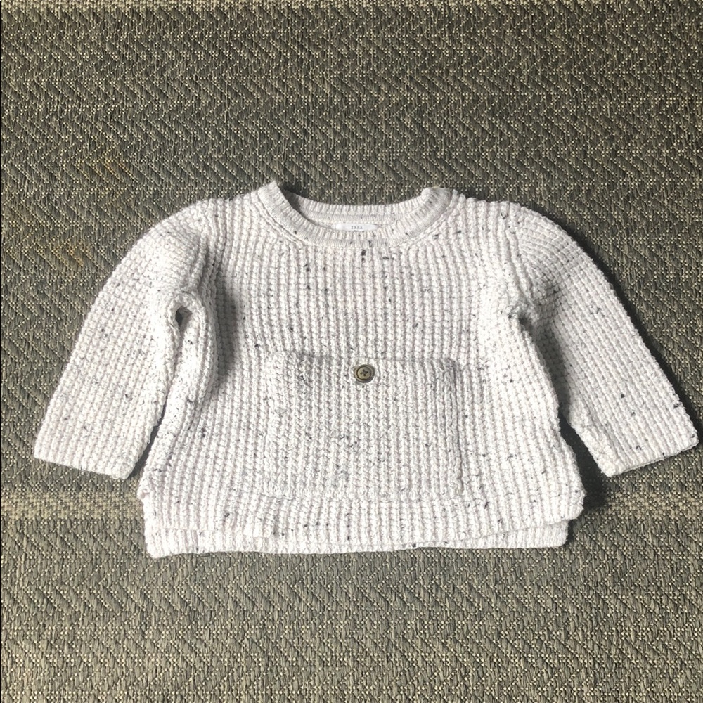 Zara White chunk Knit Baby Sweater with Front Pocket